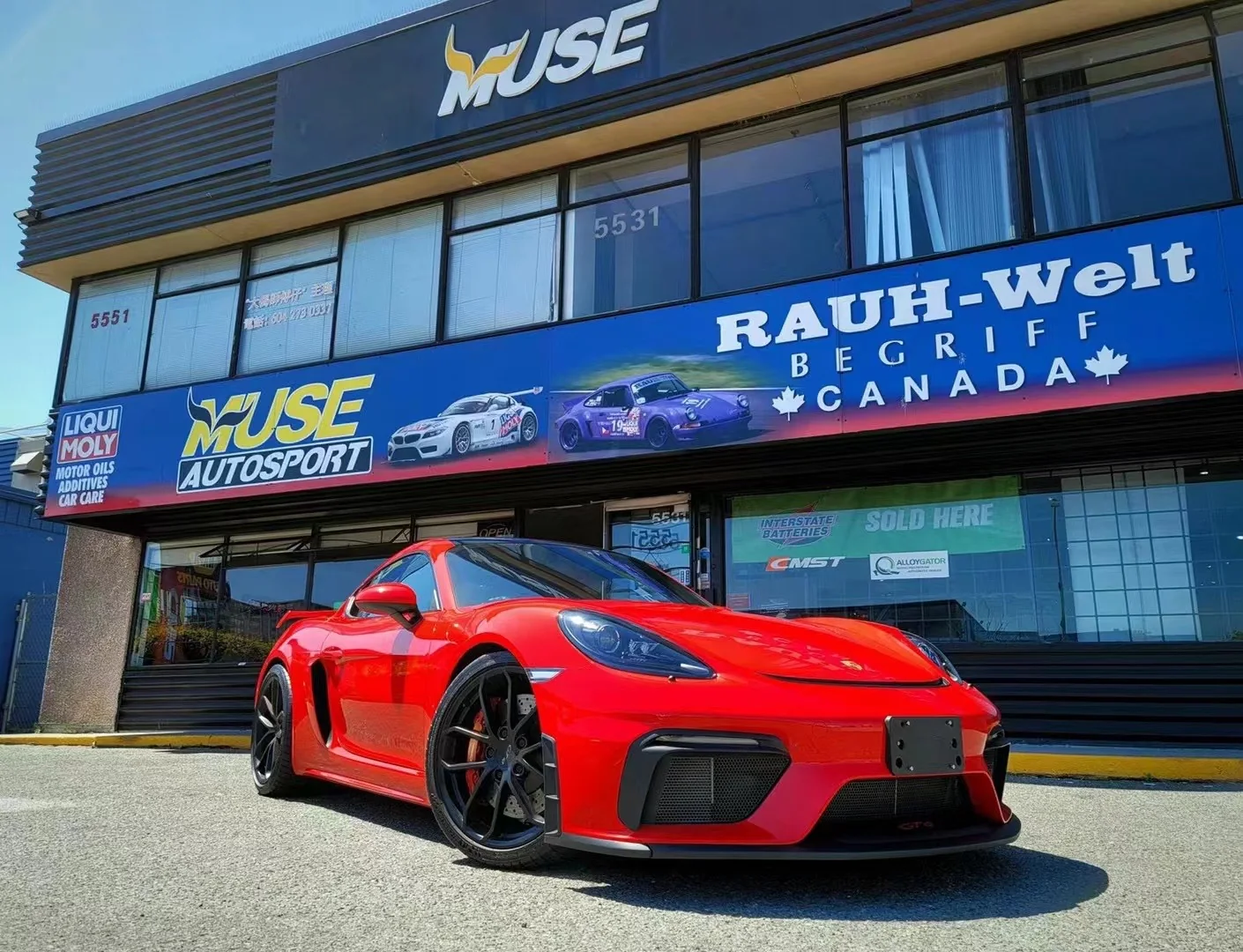 Porsche 718 Cayman GT4